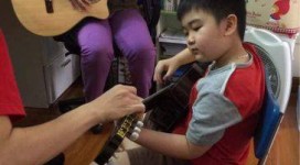 Học đàn Guitar tại quận Tân Phú