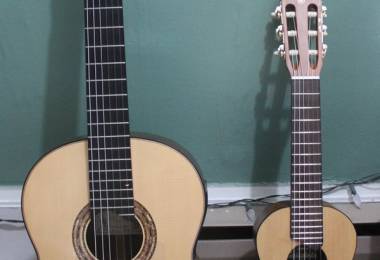 Điểm khác nhau giữa Ukulele và Guitar- Guitar Hà Nội